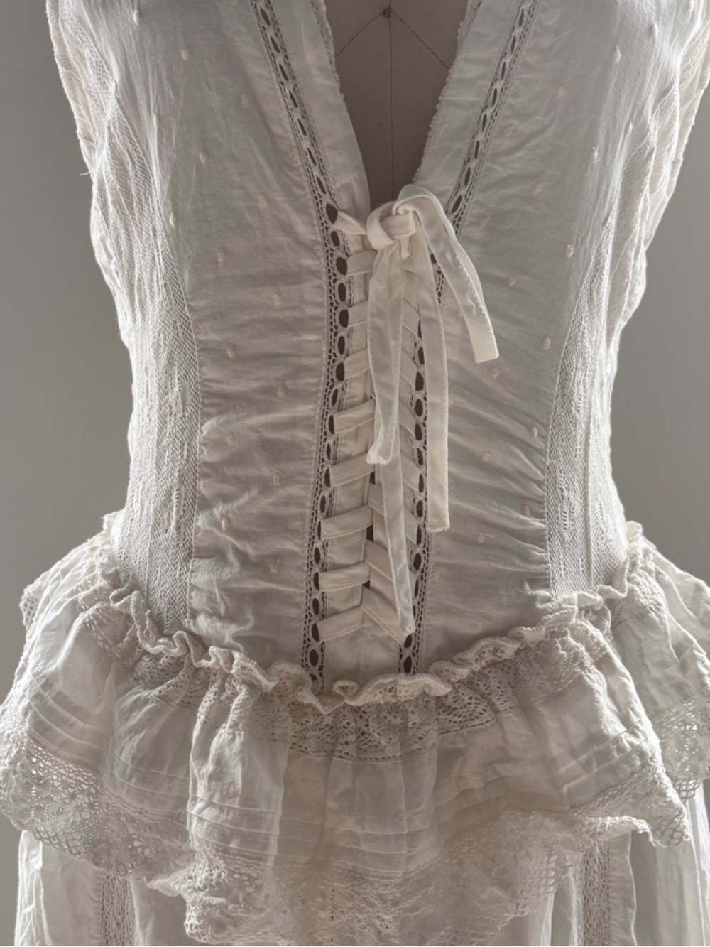 UO Perfectly Victorian Lace Trim Corset
Midi Dress - Picture 4 of 11